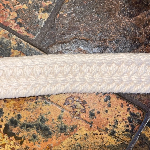 Dockers belt *nwt* - Picture 3 of 4